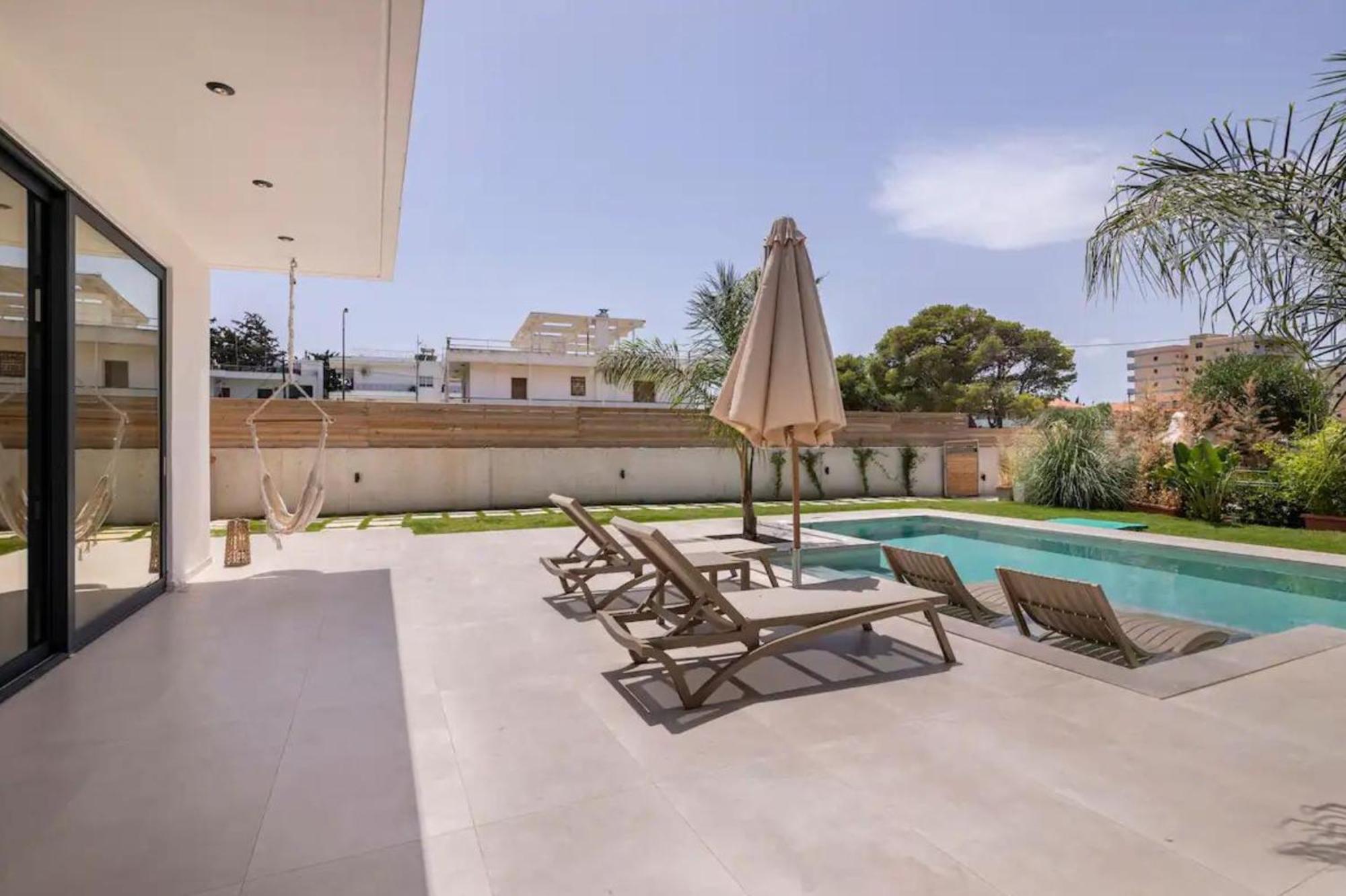 Villa Kala Loutraki - Private Pool & Sauna I Beach Екстер'єр фото